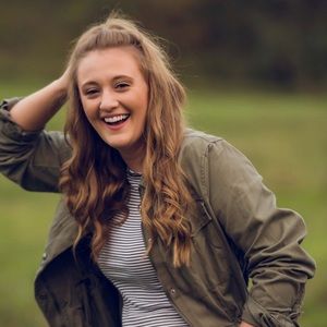 Meet your Posher, Kendra